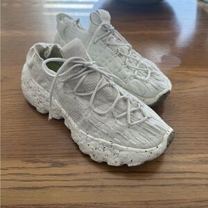 Nike space hippie 04